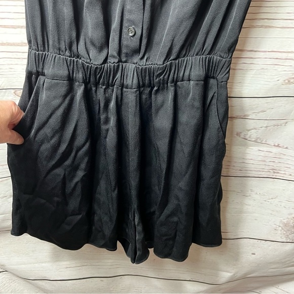 Kate Spade Crepe Ruffled Black Button Down Romper Size 2 - Picture 4 of 7